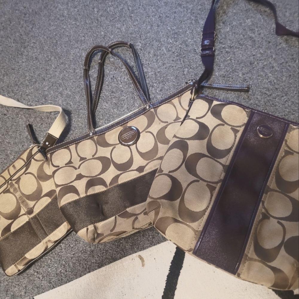 3 PIECE COACH PURSE LOT SMALL. MEDIUM AND LARGE BAGS